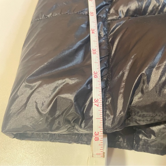 Gently used Nike Sportswear long 550 down fill puffer coat. Missing belt. - Picture 8 of 11